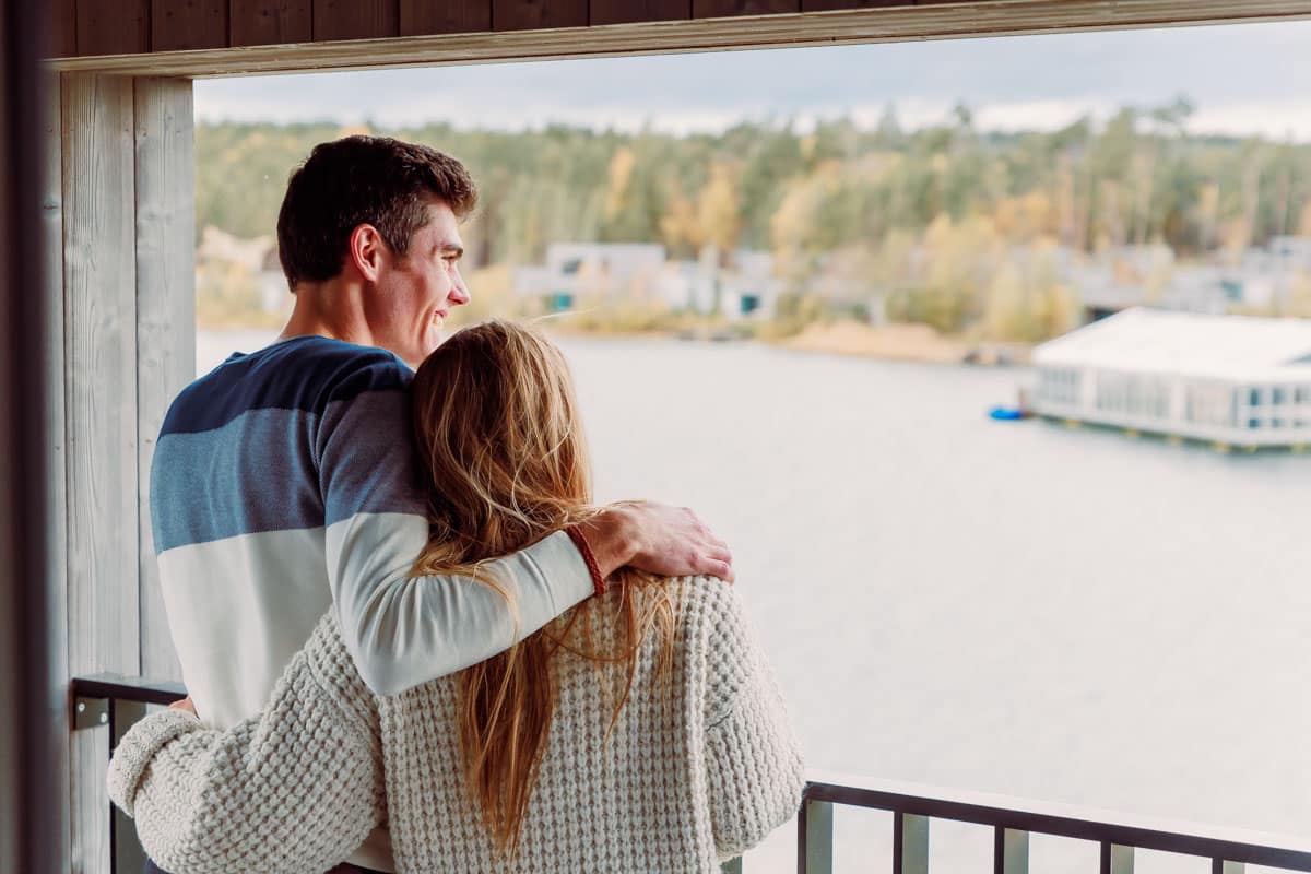 Cottage met vrienden - Terhills Resort - Maasmechelen - Levi Lenaerts - Blikopener - www.blikopener.be - professionele fotografie en videografie, bedrijfsvideo's