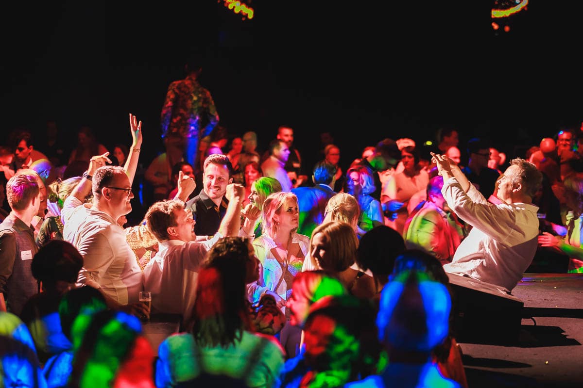 Personeelsfeest Vandersanden Steenfabrieken - Soeverein Lommel - Video editing - videomontage - videomonteur - Branding fotografie - campagne fotografie - portretfotografie - portretten - productfotografie - aftermovie - Levi Lenaerts - blikopener - professionele fotografie en bedrijfsvideo's - www.blikopener.be