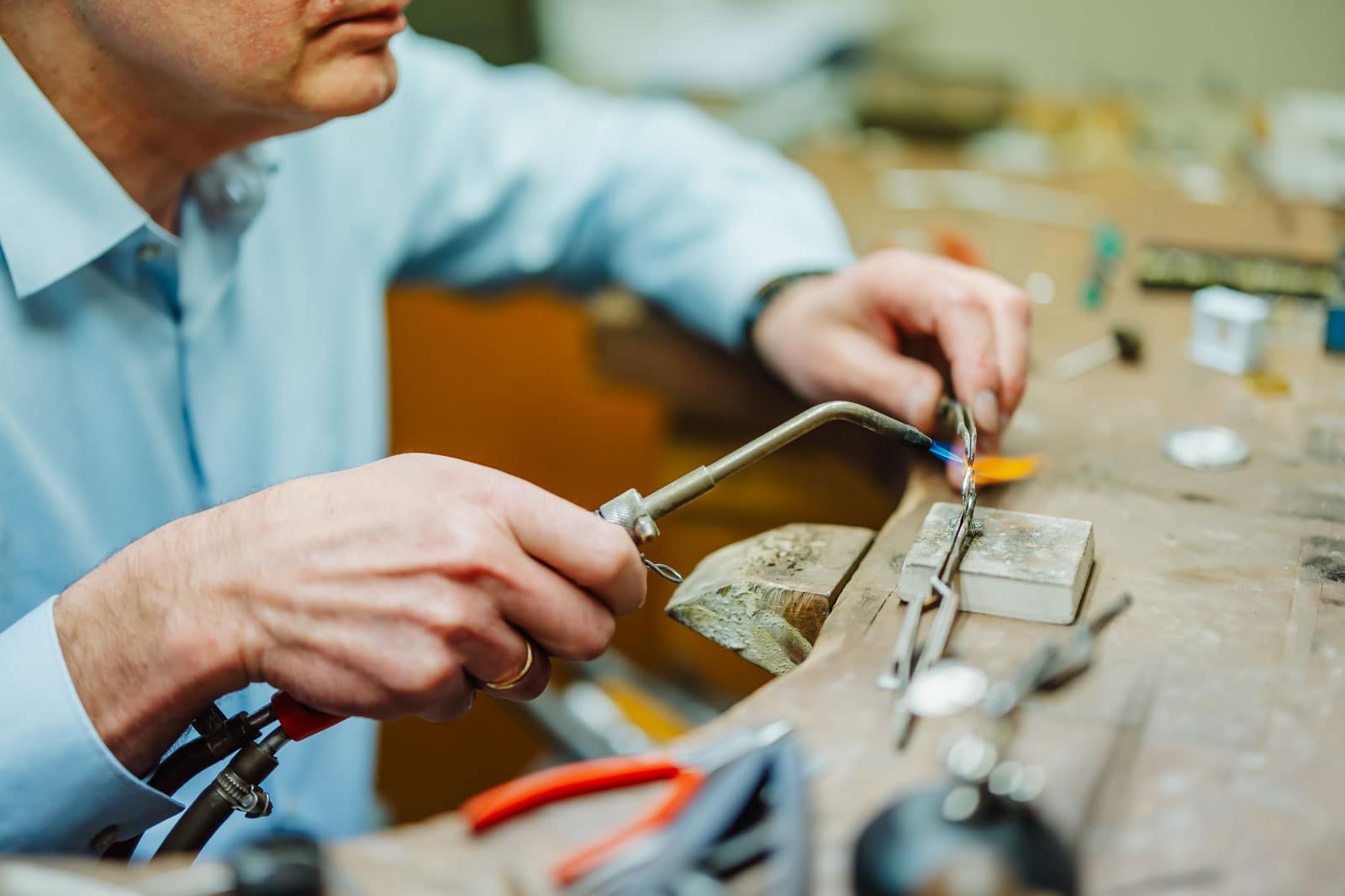 Branding foto's - campagne fotografie - portretfotografie - portretten - productfotografie - aftermovie - Levi Lenaerts - blikopener - professionele fotografie en bedrijfsvideo's - www.blikopener.be - Juwelier Vandenbergh