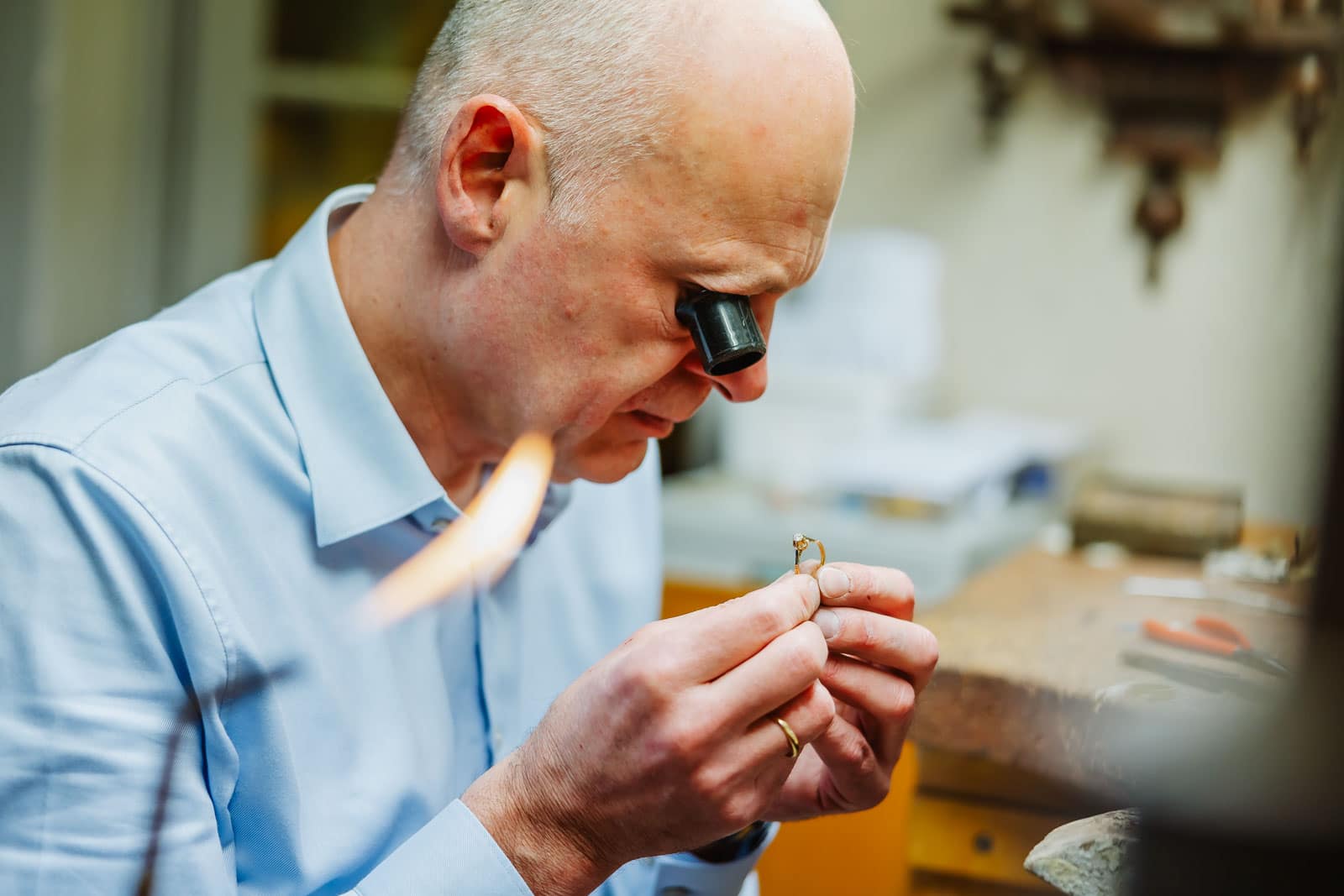 Branding foto's - campagne fotografie - portretfotografie - portretten - productfotografie - aftermovie - Levi Lenaerts - blikopener - professionele fotografie en bedrijfsvideo's - www.blikopener.be - Juwelier Vandenbergh