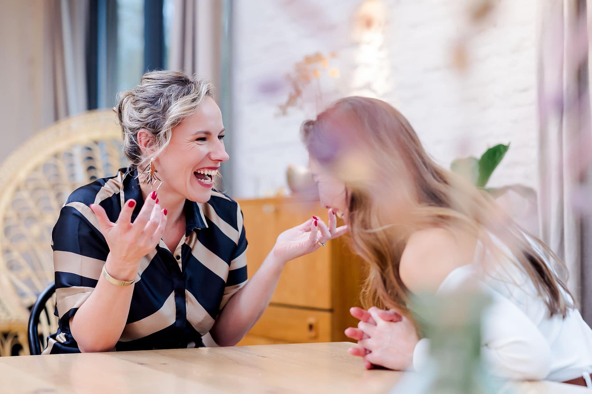 Branding foto's - campagne fotografie - portretfotografie - portretten - productfotografie - aftermovie - Levi Lenaerts - blikopener - professionele fotografie en bedrijfsvideo's - www.blikopener.be - Els Van Laecke - coaching