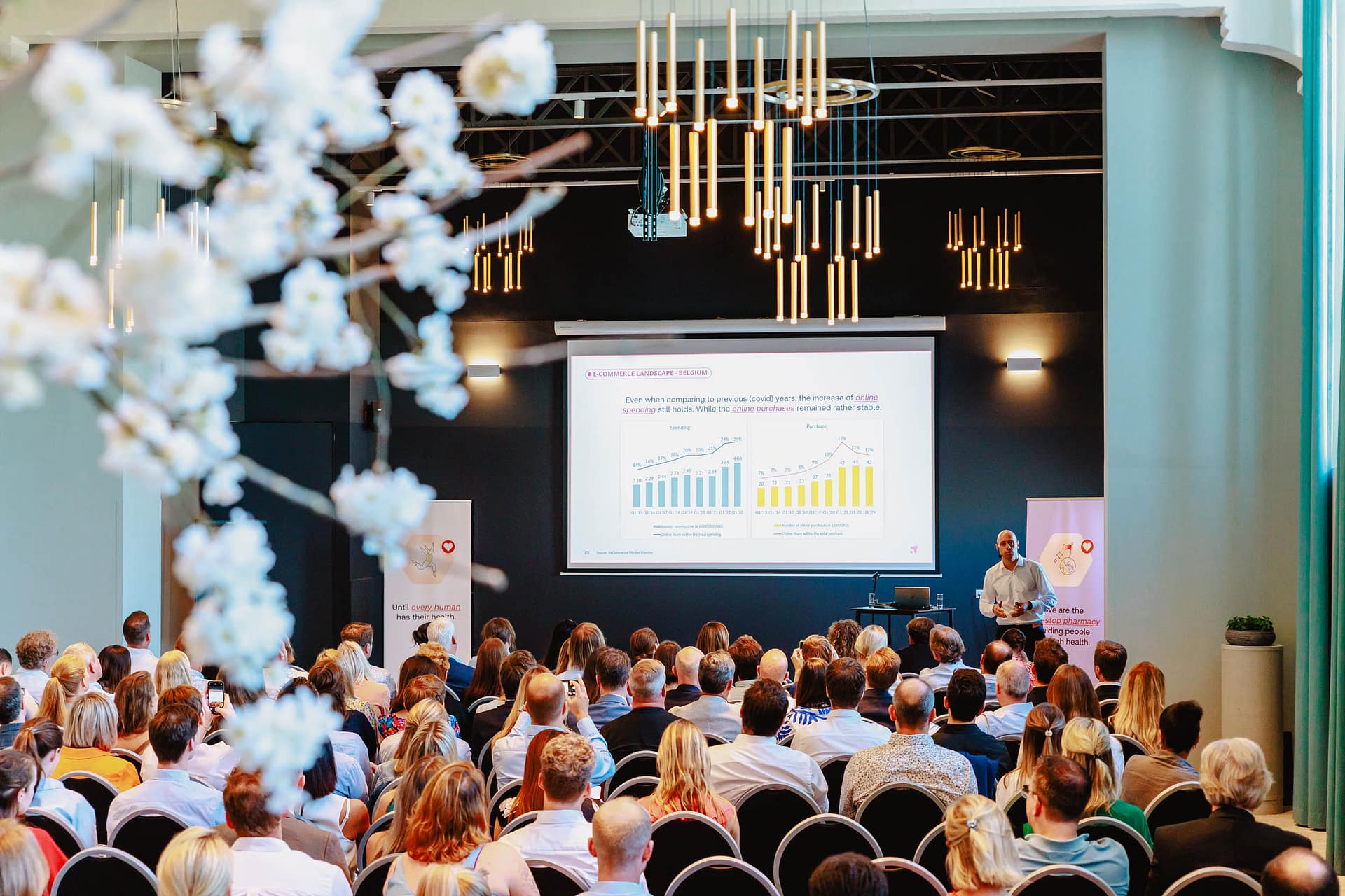 Farmaline - Bedrijfsfotografie - campagne fotografie - portretfotografie - portretten - productfotografie - aftermovie - Levi Lenaerts - blikopener - professionele fotografie en bedrijfsvideo's - www.blikopener.be