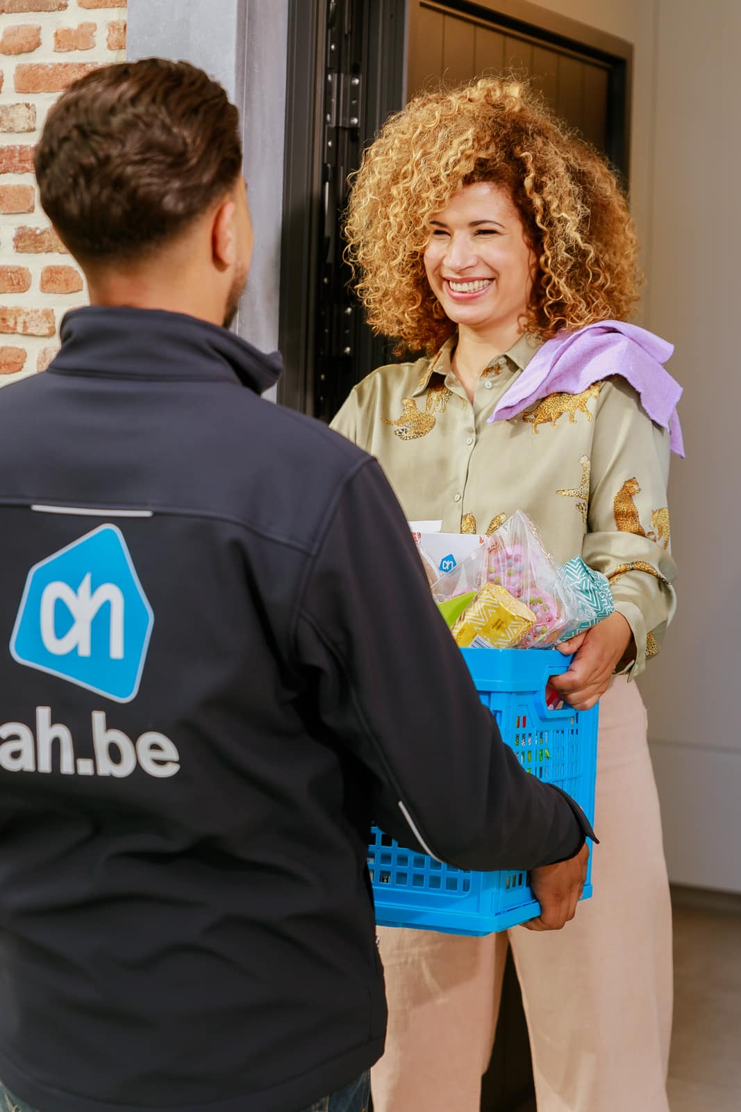 Friction-Albert Heijn -thuislevering blikopener - Levi Lenaerts