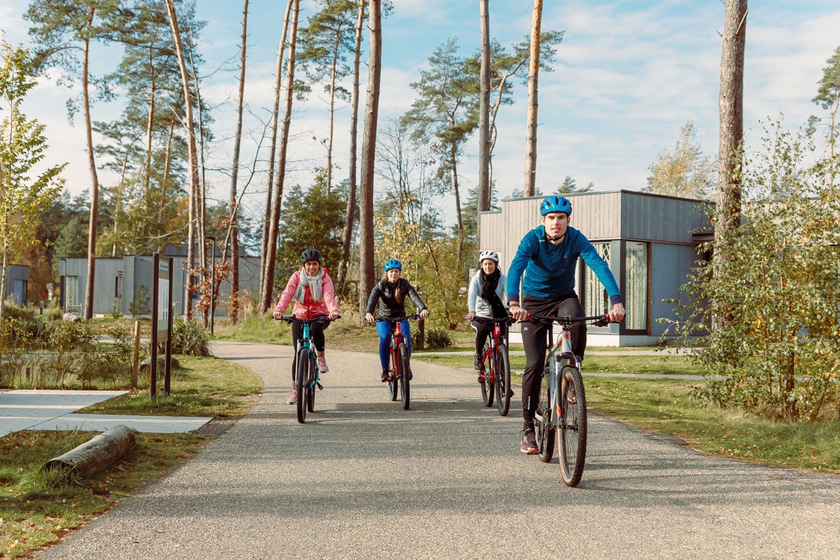Mountainbike in Terhills Resort - Center Parcs Maasmechelen - Copyright Levi Lenaerts - blikopener - www.blikopener.be - Professionele fotografie en videografie - bedrijfsvideo - Oudsbergen, Limburg, belgië