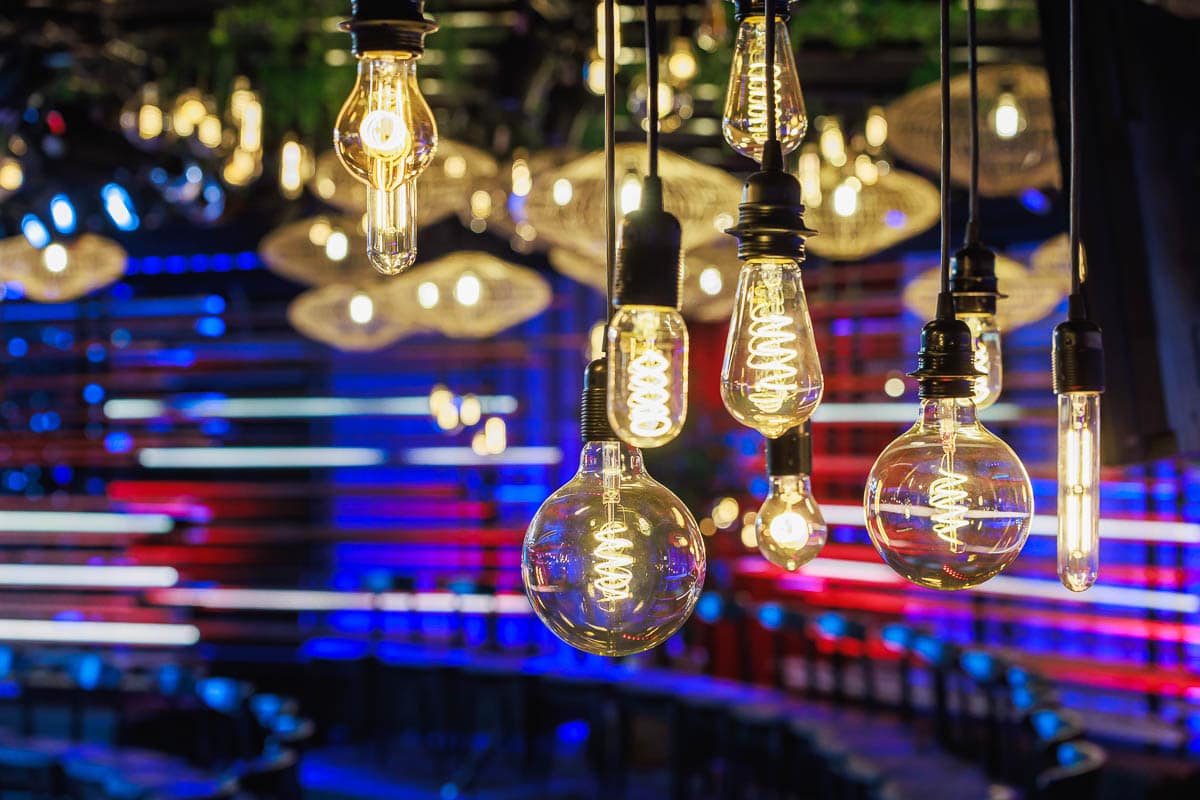 De Tafel van Vier - Play4 - Deusjevoo - Video editing - videomontage - videomonteur - Branding fotografie - campagne fotografie - portretfotografie - portretten – portretfoto’s - productfotografie - aftermovie - Levi Lenaerts - blikopener - professionele fotografie en bedrijfsvideo's - www.blikopener.be