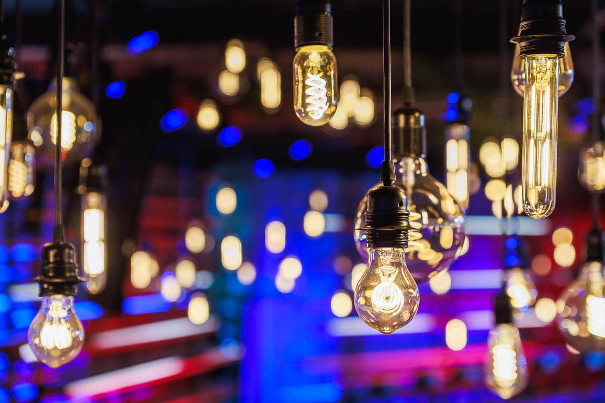 De Tafel van Vier - Play4 - Deusjevoo - Video editing - videomontage - videomonteur - Branding fotografie - campagne fotografie - portretfotografie - portretten – portretfoto’s - productfotografie - aftermovie - Levi Lenaerts - blikopener - professionele fotografie en bedrijfsvideo's - www.blikopener.be