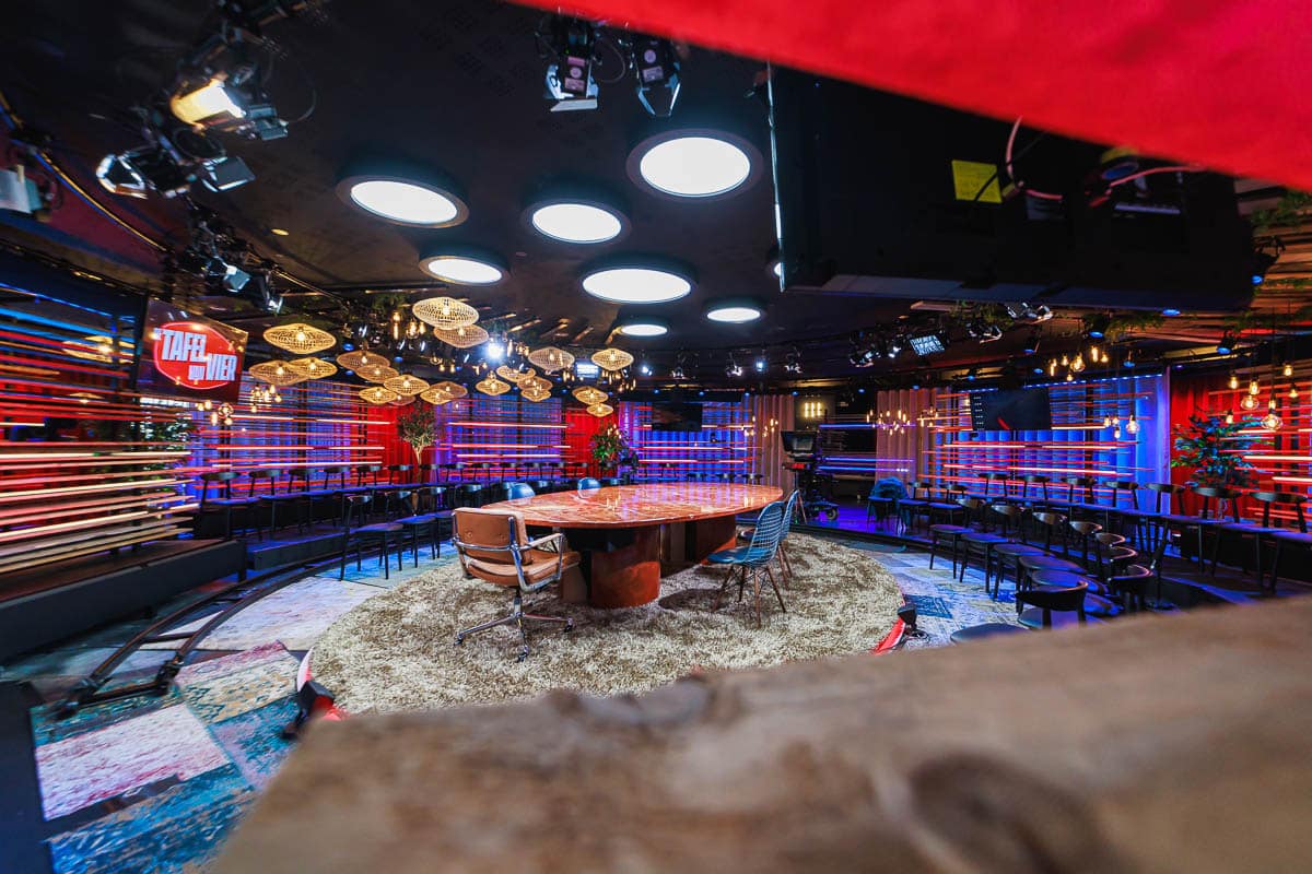 De Tafel van Vier - Play4 - Deusjevoo - Video editing - videomontage - videomonteur - Branding fotografie - campagne fotografie - portretfotografie - portretten – portretfoto’s - productfotografie - aftermovie - Levi Lenaerts - blikopener - professionele fotografie en bedrijfsvideo's - www.blikopener.be