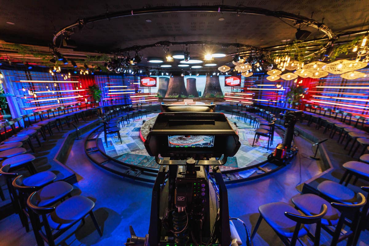 De Tafel van Vier - Play4 - Deusjevoo - Video editing - videomontage - videomonteur - Branding fotografie - campagne fotografie - portretfotografie - portretten – portretfoto’s - productfotografie - aftermovie - Levi Lenaerts - blikopener - professionele fotografie en bedrijfsvideo's - www.blikopener.be