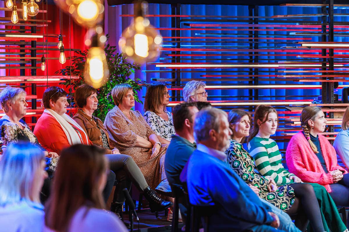 De Tafel van Vier - Play4 - Deusjevoo - Video editing - videomontage - videomonteur - Branding fotografie - campagne fotografie - portretfotografie - portretten – portretfoto’s - productfotografie - aftermovie - Levi Lenaerts - blikopener - professionele fotografie en bedrijfsvideo's - www.blikopener.be