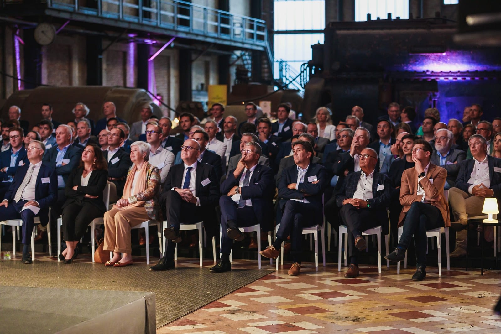 LRM - Jaarvergadring - BEmine Beringen - Levi Lenaerts - Blikopener - Krachtige bedrijfsvideo's en professionele fotografie.
