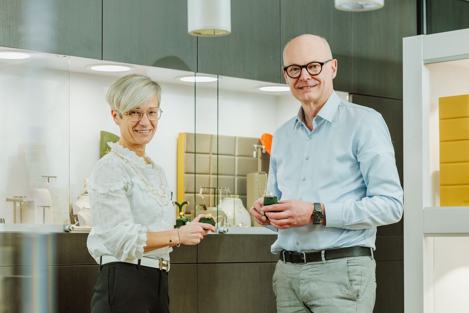 Branding foto's - campagne fotografie - portretfotografie - portretten - productfotografie - aftermovie - Levi Lenaerts - blikopener - professionele fotografie en bedrijfsvideo's - www.blikopener.be - Juwelier Vandenbergh