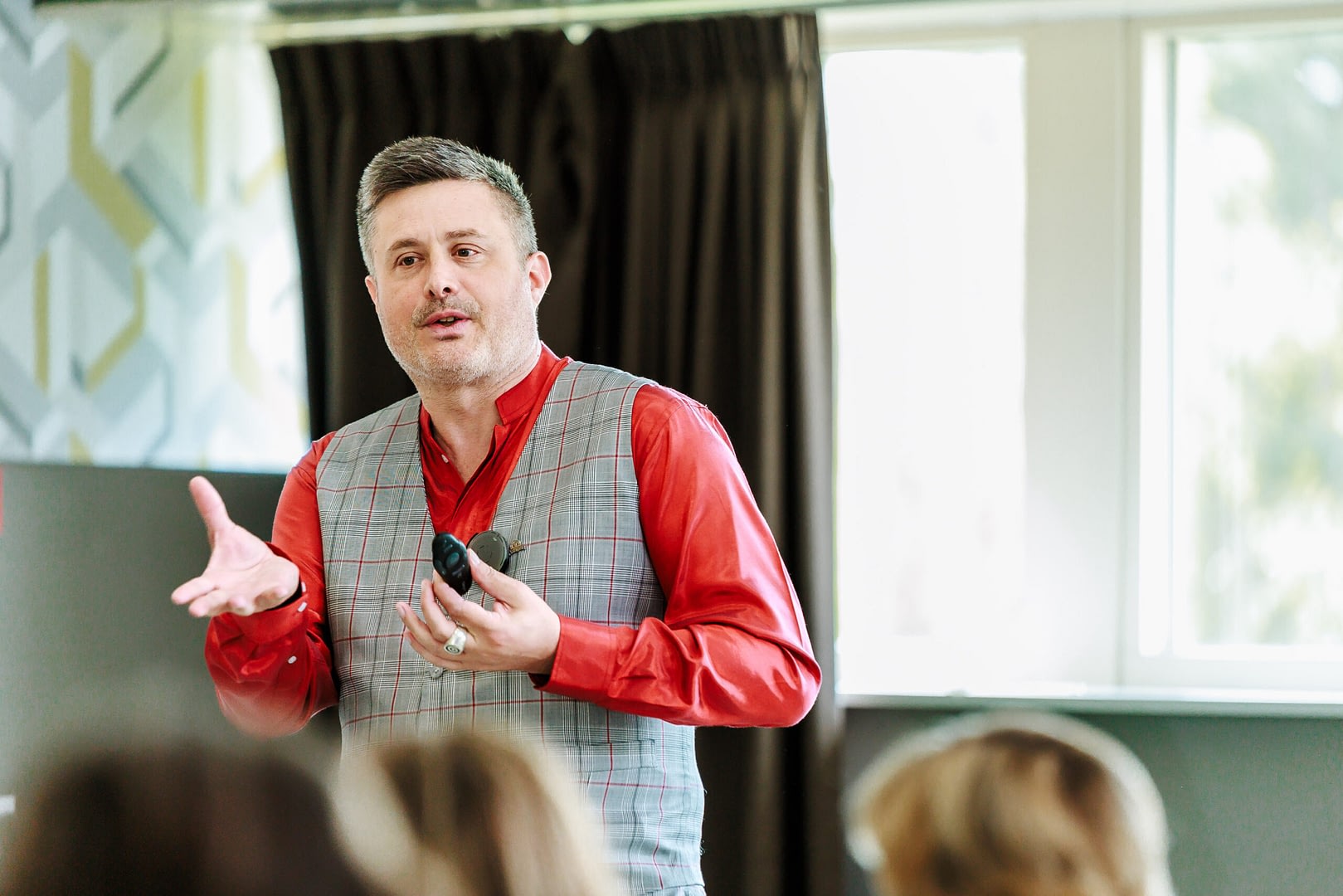 Hypnotic eventfotografie - Branding foto's - bedrijfsfotografie - portretfotografie - portretten - productfotografie - aftermovie - Levi Lenaerts - blikopener - professionele fotografie en bedrijfsvideo's - www.blikopener.be