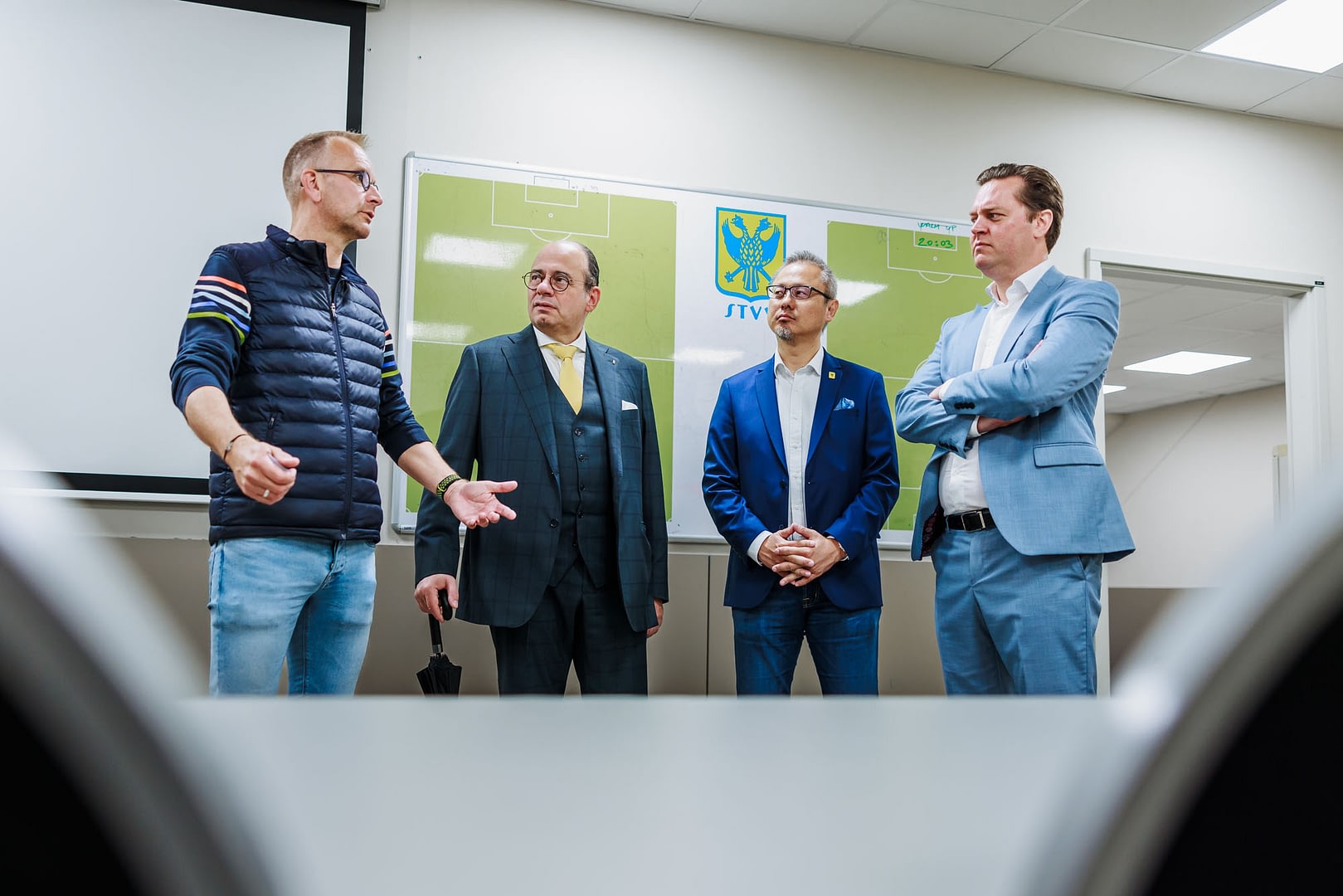 VOKA La Butte aux Bois - Stayen Sint-Truiden - Branding foto's - bedrijfsfotografie - portretfotografie - portretten - productfotografie - aftermovie - Levi Lenaerts - blikopener - professionele fotografie en bedrijfsvideo's - www.blikopener.be