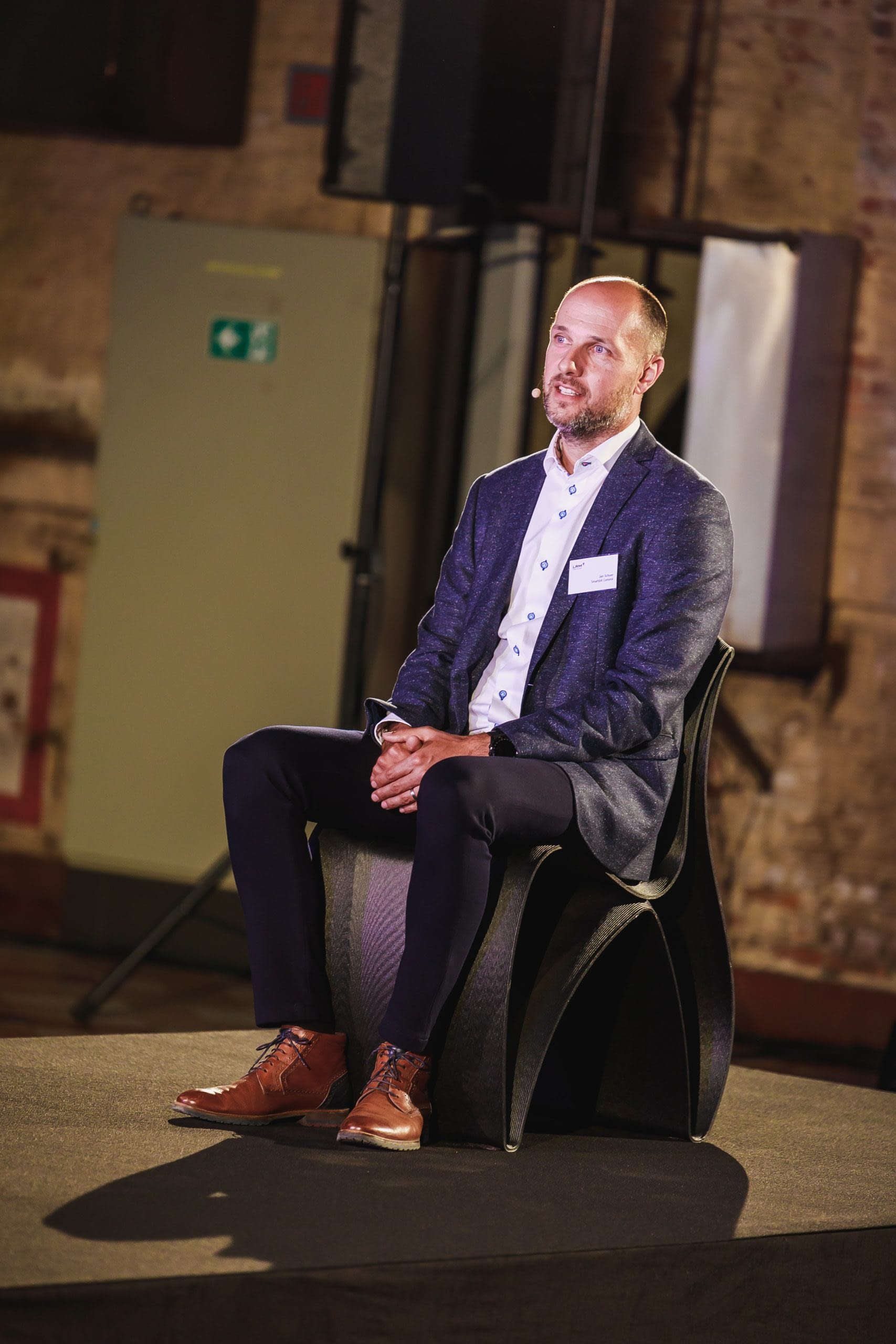 LRM - Jaarvergadring - BEmine Beringen - Levi Lenaerts - Blikopener - Krachtige bedrijfsvideo's en professionele fotografie.