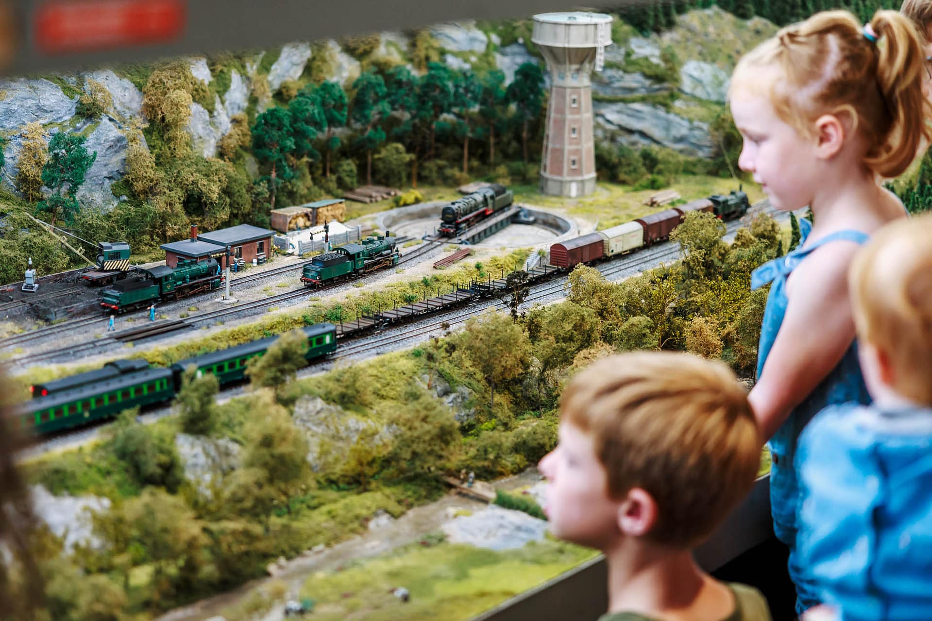 Branding foto's - Train world - www.trainworld.be - campagne fotografie - portretfotografie - portretten - videoportret - Levi Lenaerts - blikopener - professionele fotografie en bedrijfsvideo's - www.blikopener.be