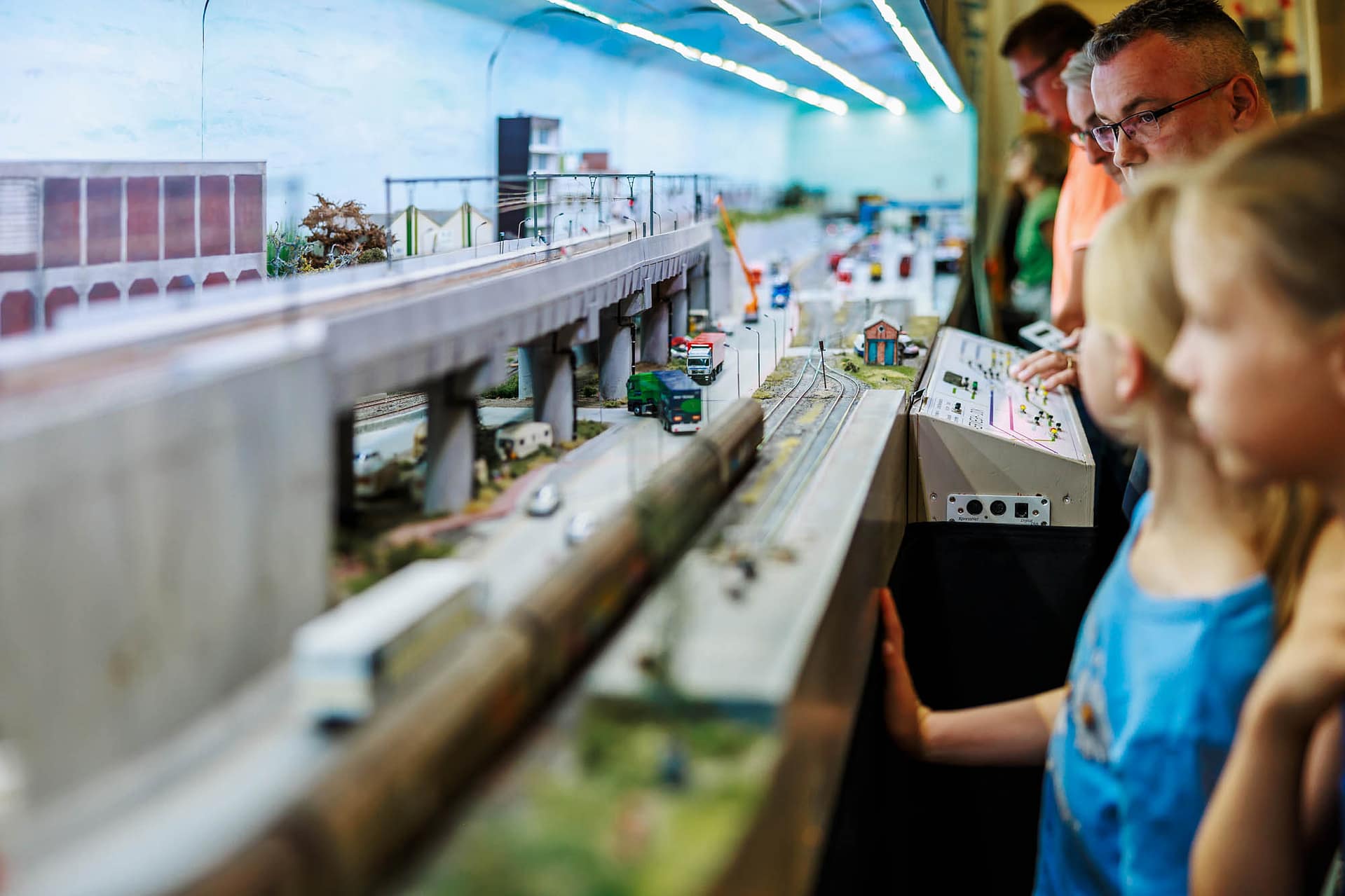 Branding foto's - Train world - www.trainworld.be - campagne fotografie - portretfotografie - portretten - videoportret - Levi Lenaerts - blikopener - professionele fotografie en bedrijfsvideo's - www.blikopener.be