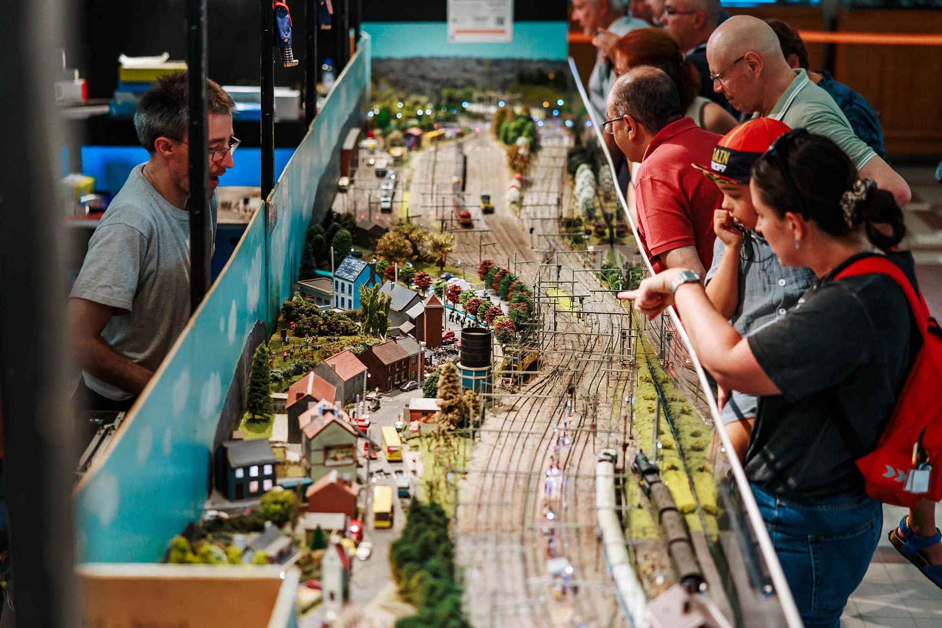 Branding foto's - Train world - www.trainworld.be - campagne fotografie - portretfotografie - portretten - videoportret - Levi Lenaerts - blikopener - professionele fotografie en bedrijfsvideo's - www.blikopener.be