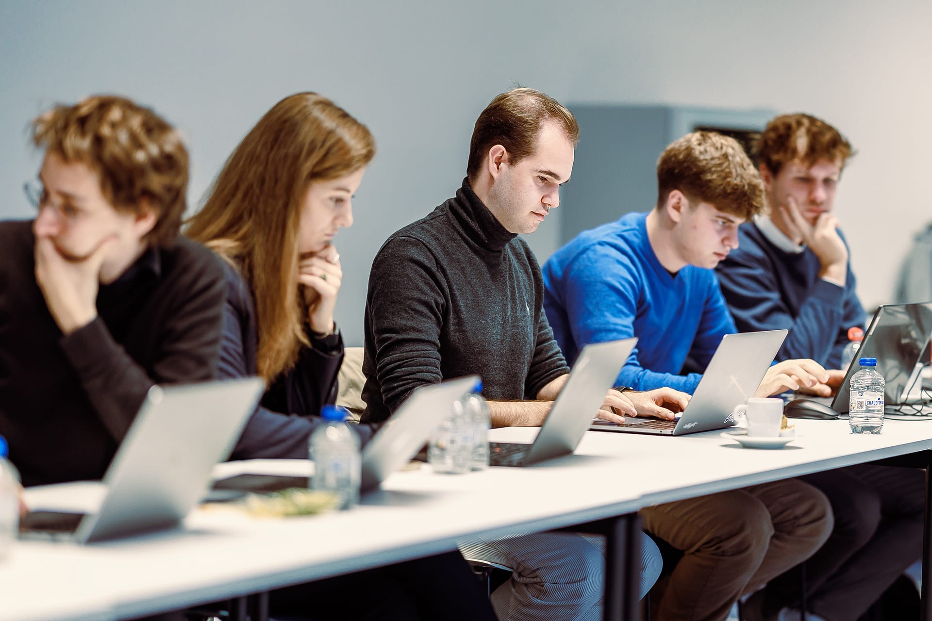 Branding foto's - campagne fotografie - portretfotografie - portretten - productfotografie - aftermovie - Levi Lenaerts - blikopener - professionele fotografie en bedrijfsvideo's - www.blikopener.be - Pitch Your Seat - Limburg Start up