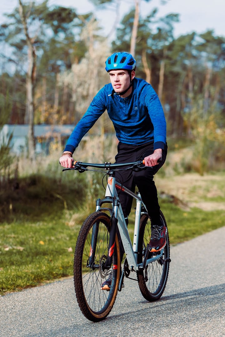 Mountainbike in Terhills Resort - Center Parcs Maasmechelen - Copyright Levi Lenaerts - blikopener - www.blikopener.be - Professionele fotografie en videografie - bedrijfsvideo - Oudsbergen, Limburg, belgië