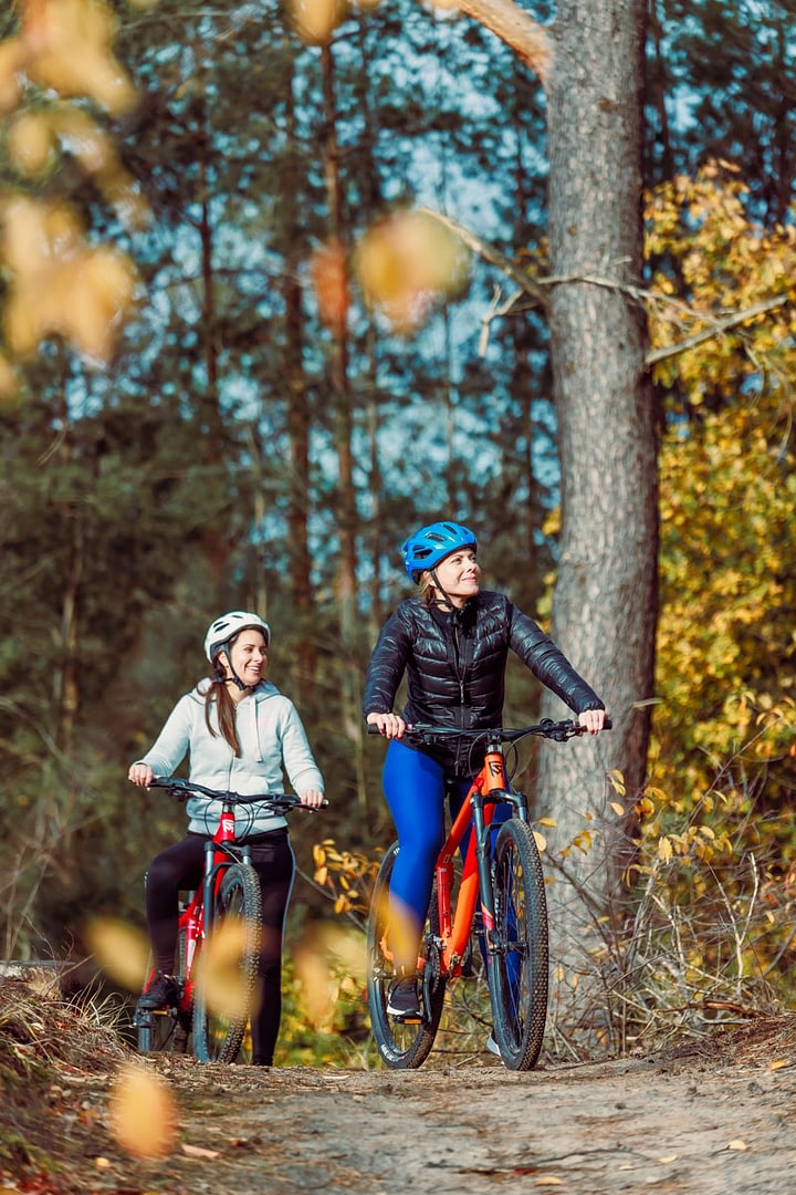 Mountainbike in Terhills Resort - Center Parcs Maasmechelen - Copyright Levi Lenaerts - blikopener - www.blikopener.be - Professionele fotografie en videografie - bedrijfsvideo - Oudsbergen, Limburg, belgië