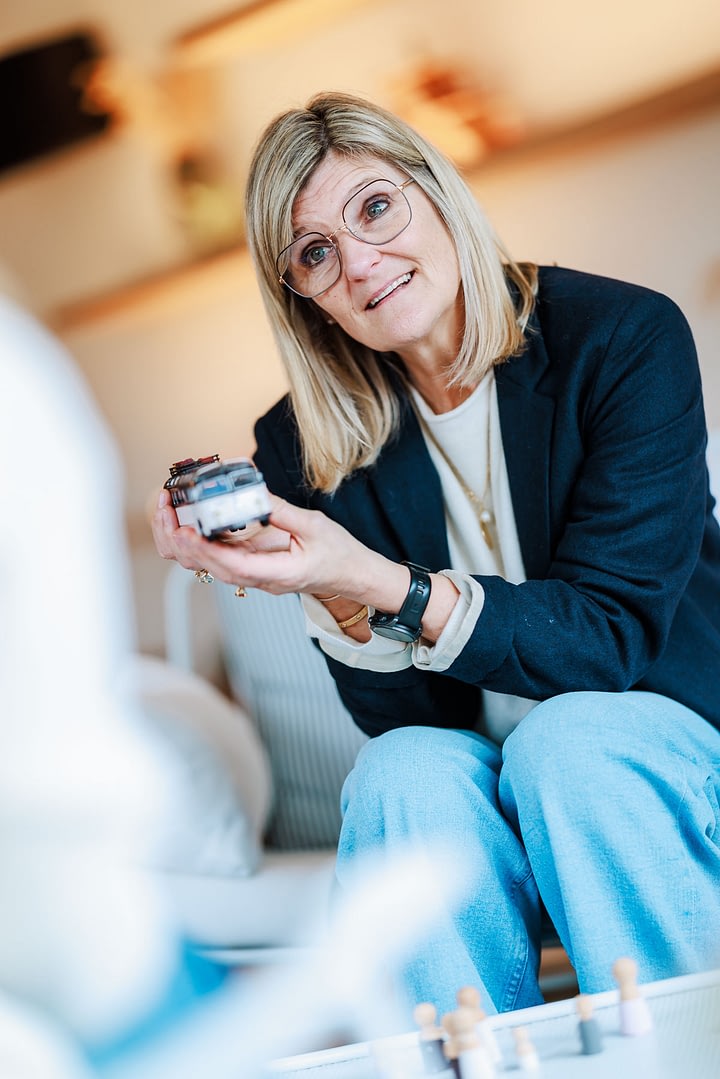 Anja Caerts - Coach - Branding foto's - campagne fotografie - portretfotografie - portretten - productfotografie - aftermovie - Levi Lenaerts - blikopener - professionele fotografie en bedrijfsvideo's - www.blikopener.be