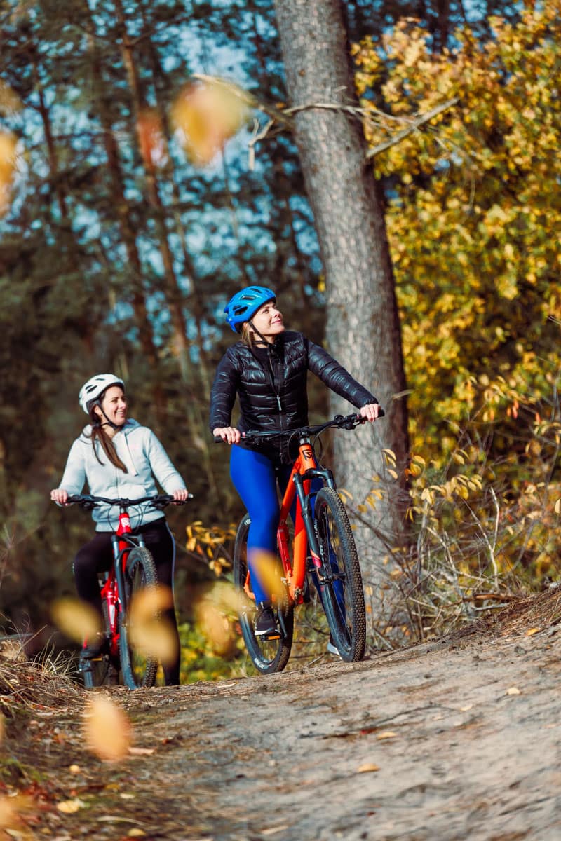 Mountainbike in Terhills Resort - Center Parcs Maasmechelen - Copyright Levi Lenaerts - blikopener - www.blikopener.be - Professionele fotografie en videografie - bedrijfsvideo - Oudsbergen, Limburg, belgië
