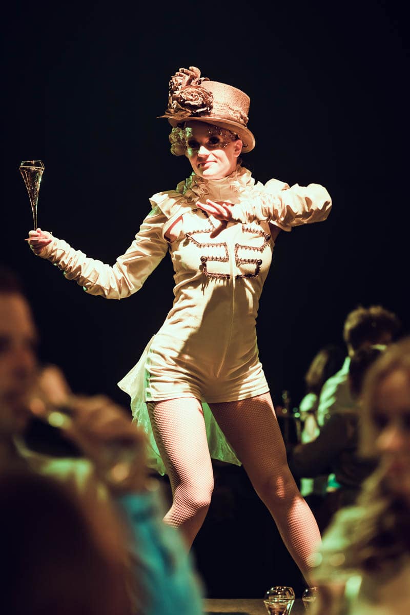 Personeelsfeest Vandersanden Steenfabrieken - Soeverein Lommel - Video editing - videomontage - videomonteur - Branding fotografie - campagne fotografie - portretfotografie - portretten - productfotografie - aftermovie - Levi Lenaerts - blikopener - professionele fotografie en bedrijfsvideo's - www.blikopener.be