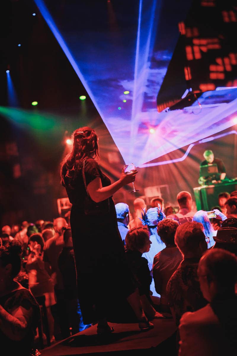 Personeelsfeest Vandersanden Steenfabrieken - Soeverein Lommel - Video editing - videomontage - videomonteur - Branding fotografie - campagne fotografie - portretfotografie - portretten - productfotografie - aftermovie - Levi Lenaerts - blikopener - professionele fotografie en bedrijfsvideo's - www.blikopener.be